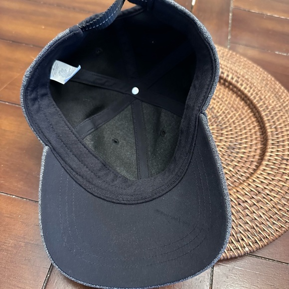 Lululemon fast and free running hat - Picture 2 of 4